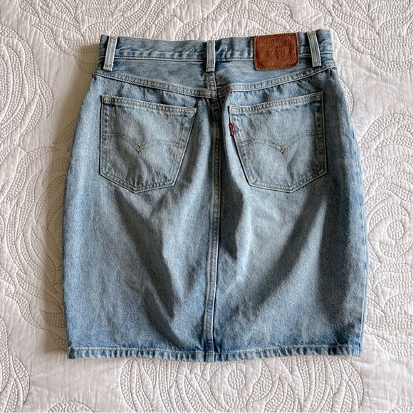Levi's Light Blue Denim Mini Skirt - Picture 9 of 11